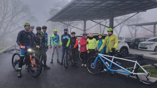 Sortie dans le Brouillard et dans le froid. Chantal a un sacré mental